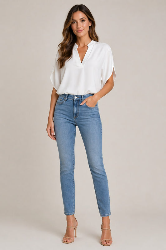 Women’s Lace V-Neck Long Sleeve Blouse
