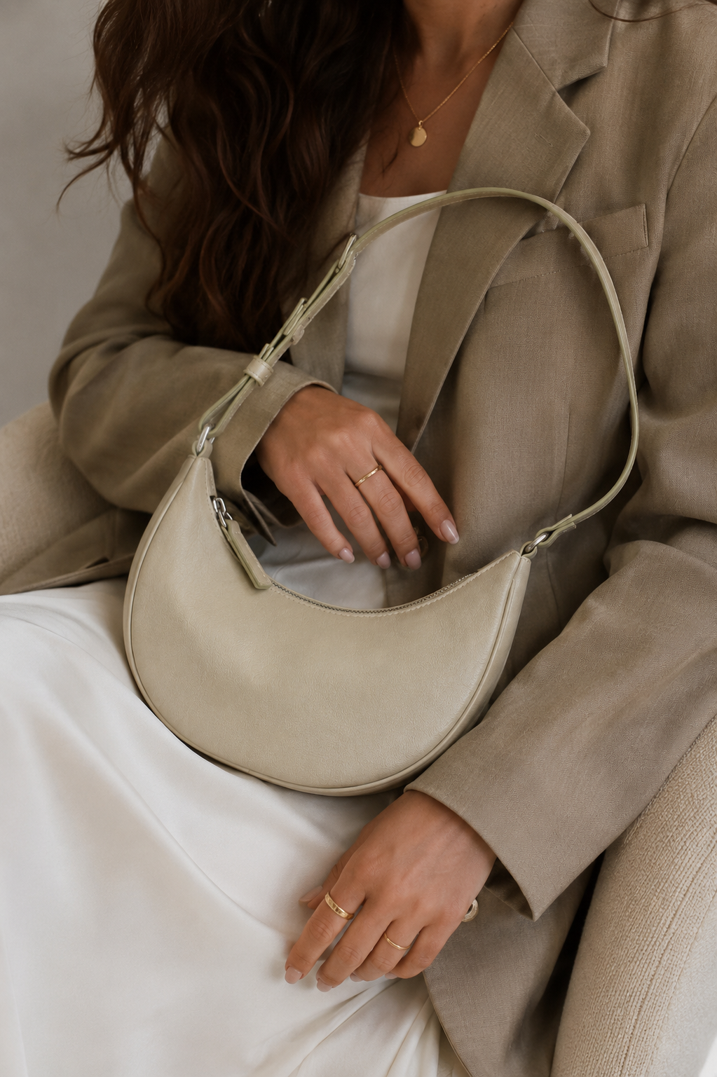 Women's Minimalist Shoulder Bag