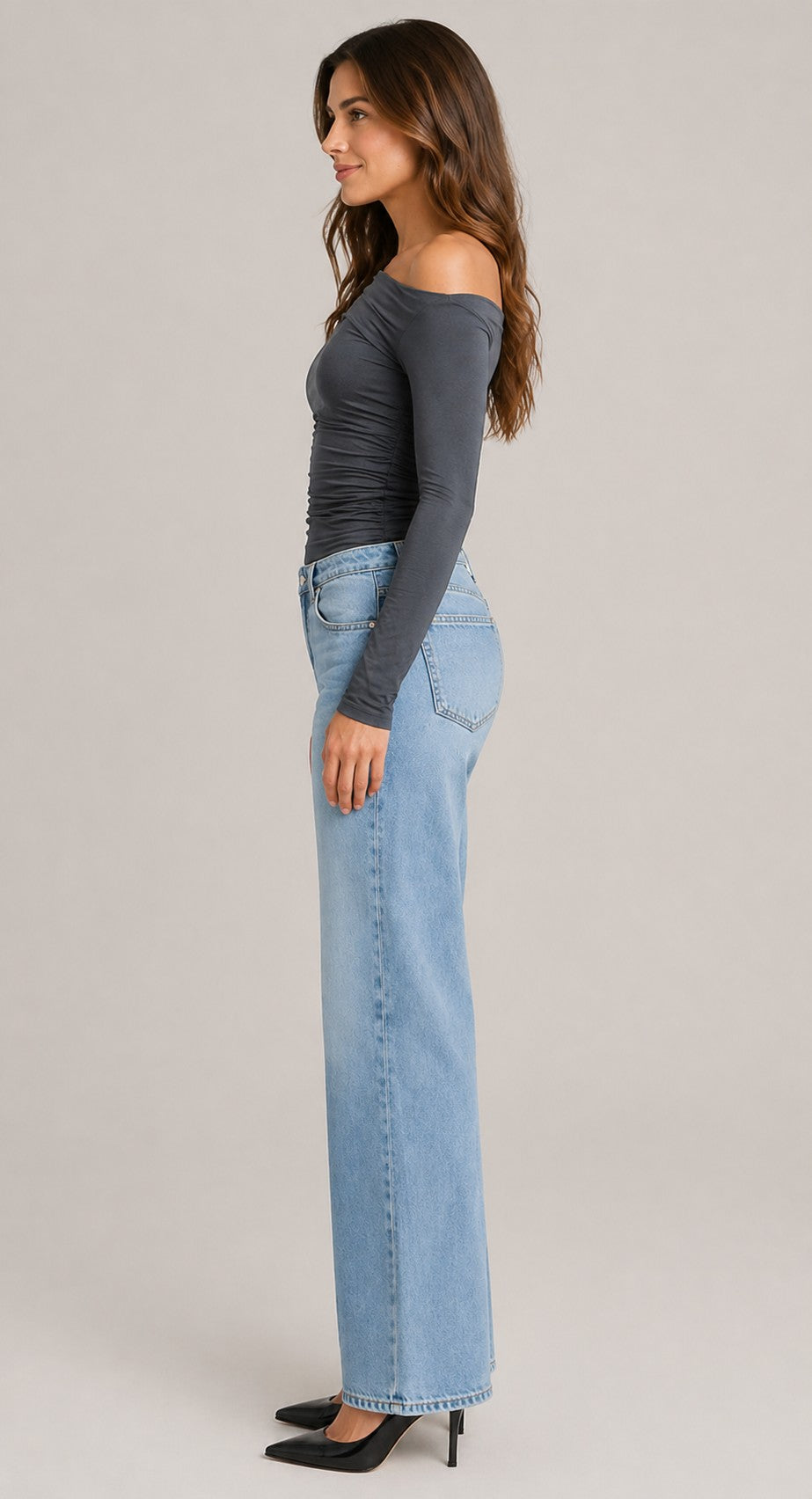 Women’s Off-Shoulder Fitted Long Sleeve Top