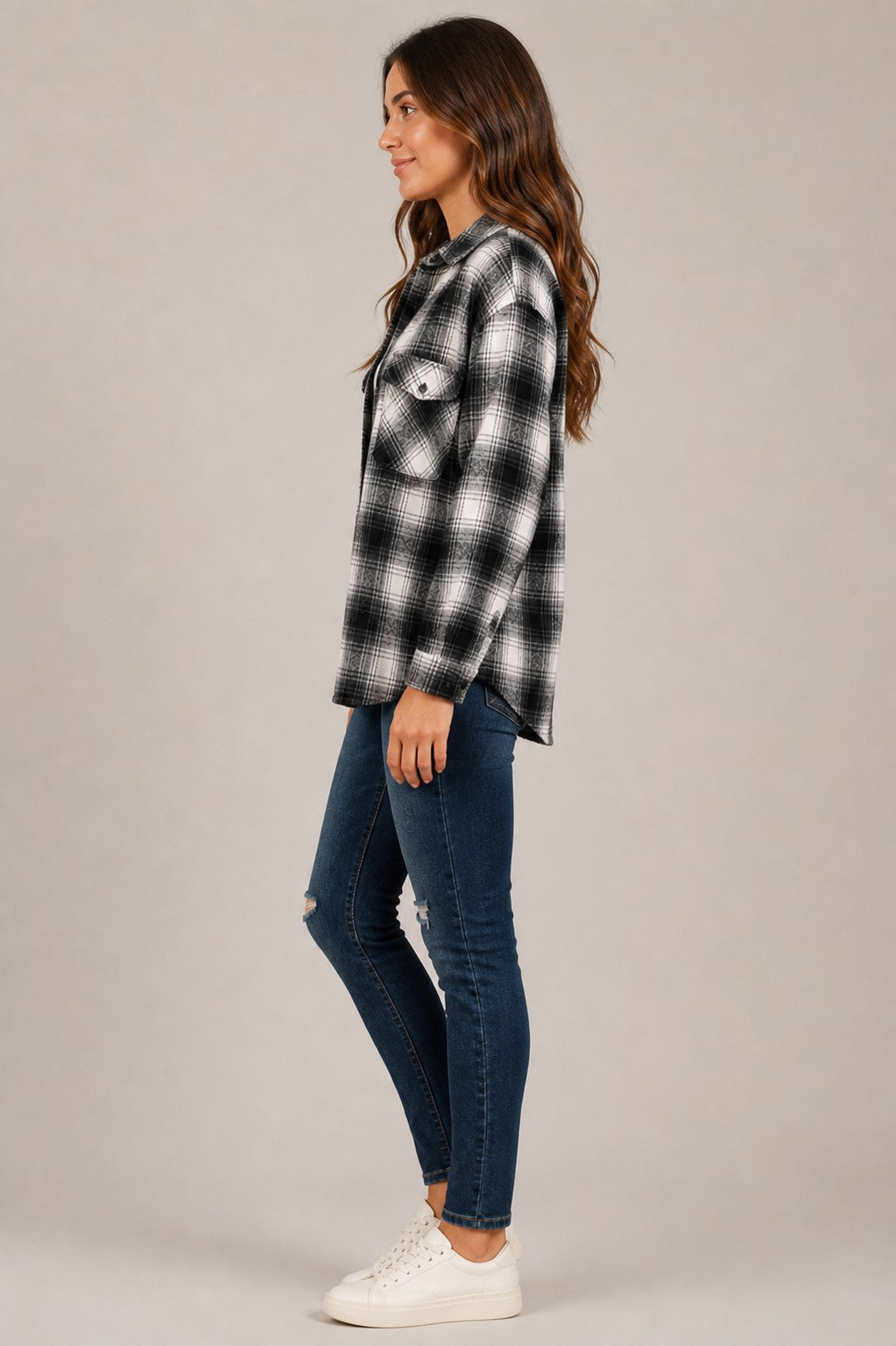 Women’s Plaid Long Sleeve Button-Up Shirt