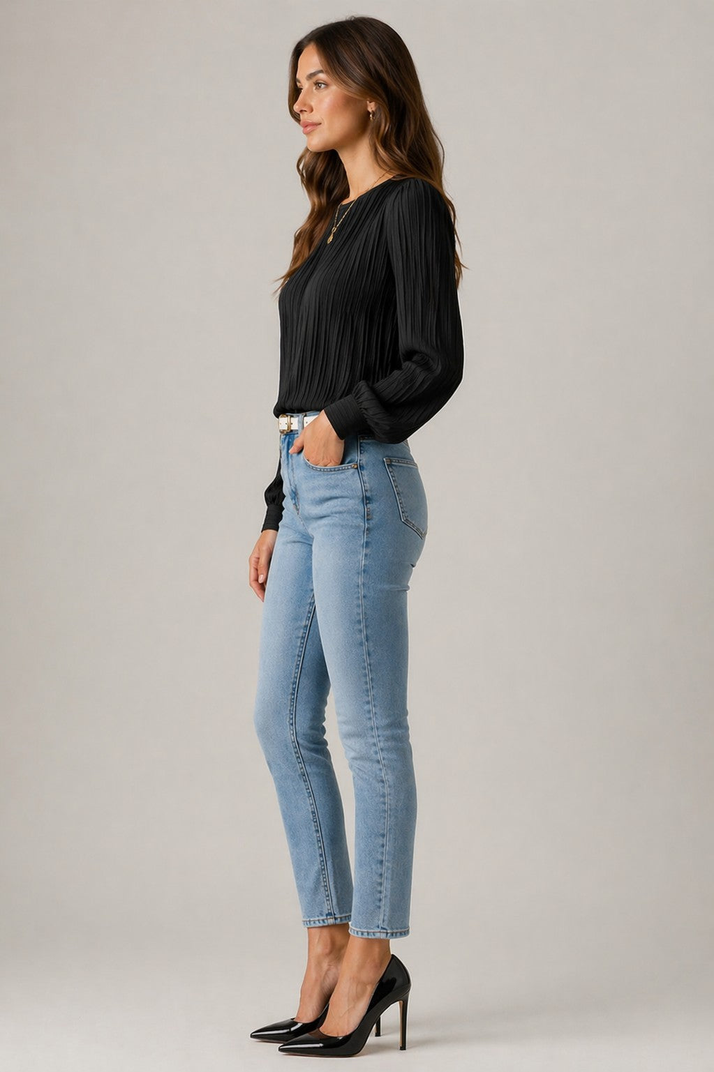 Women’s Pleated Long Sleeve Blouse