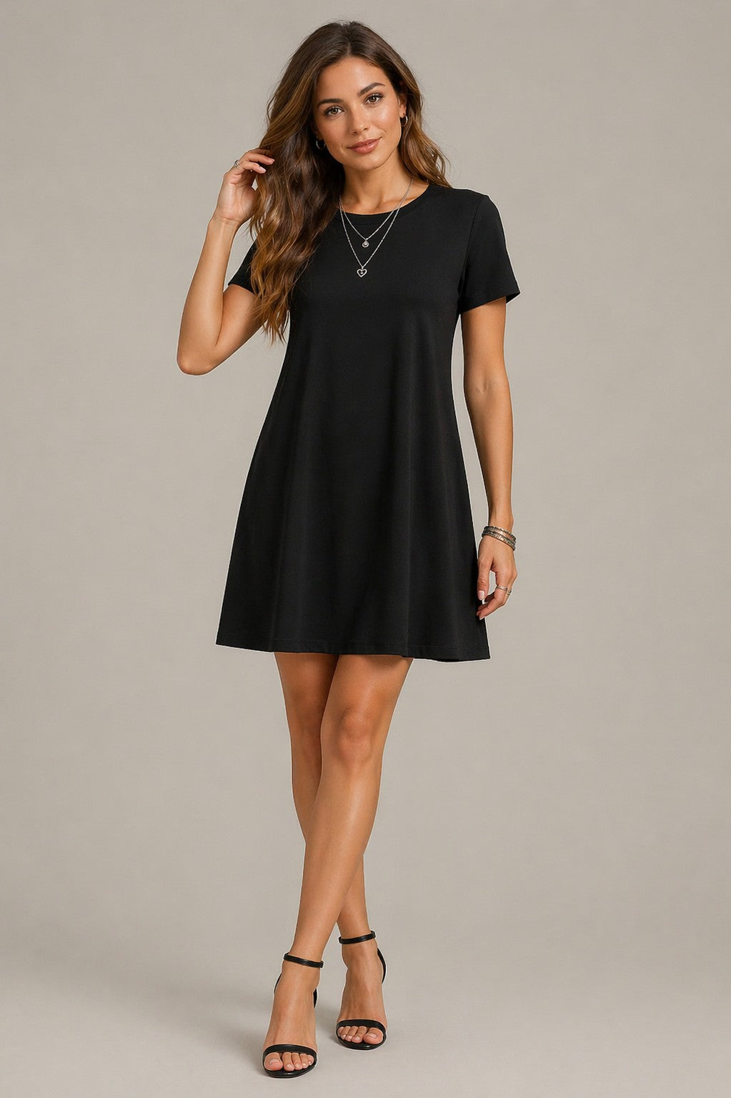Women’s Short Sleeve Crew Neck Mini Dress