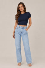 Women's Short Sleeve Round Neck Crop Top