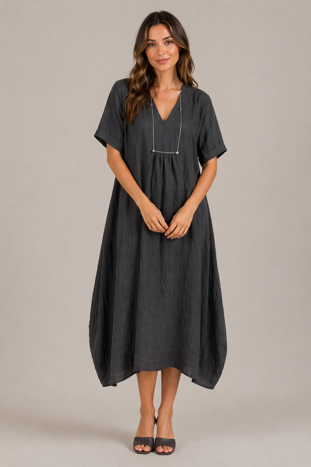 Women’s Short Sleeve V-Neck Loose Fit Midi Dress