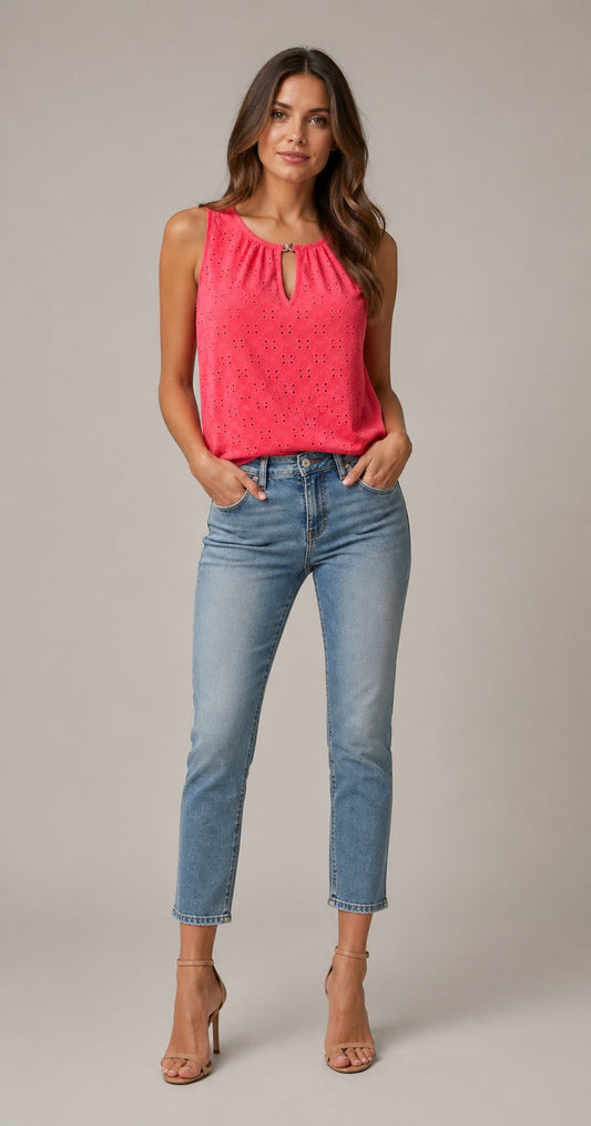Women’s Sleeveless Round Neck Tank Top
