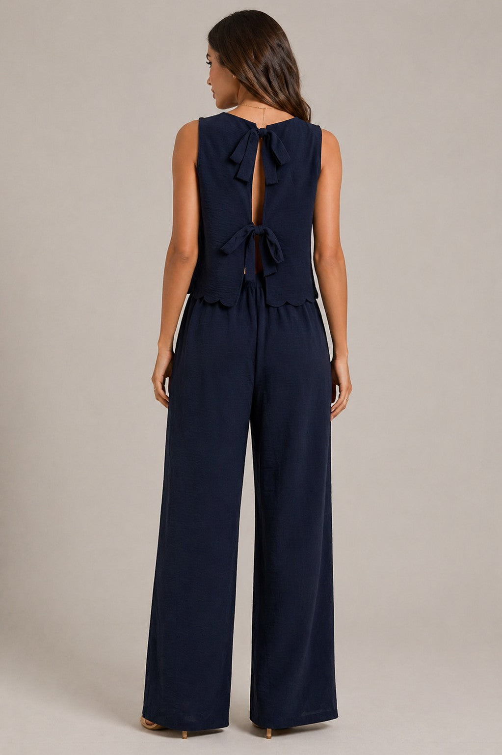 Women’s Sleeveless Round Neck Top Pants Set
