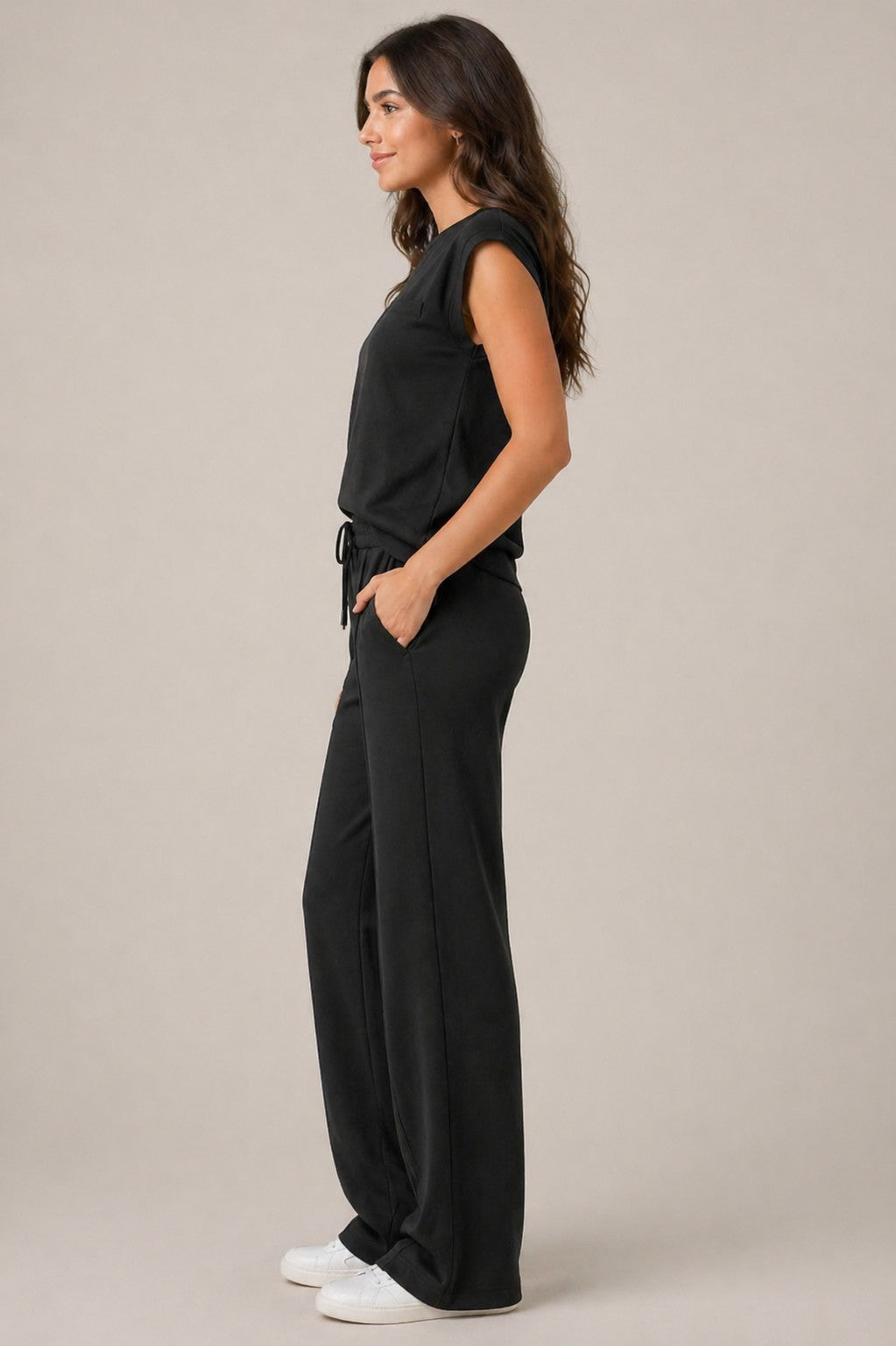 Women’s Sleeveless Top Drawstring Pants Set