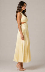 Women’s Sleeveless V-Neck Pleated Maxi Dress