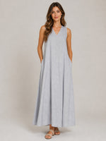 Women's V-Neck Sleeveless Maxi Dress